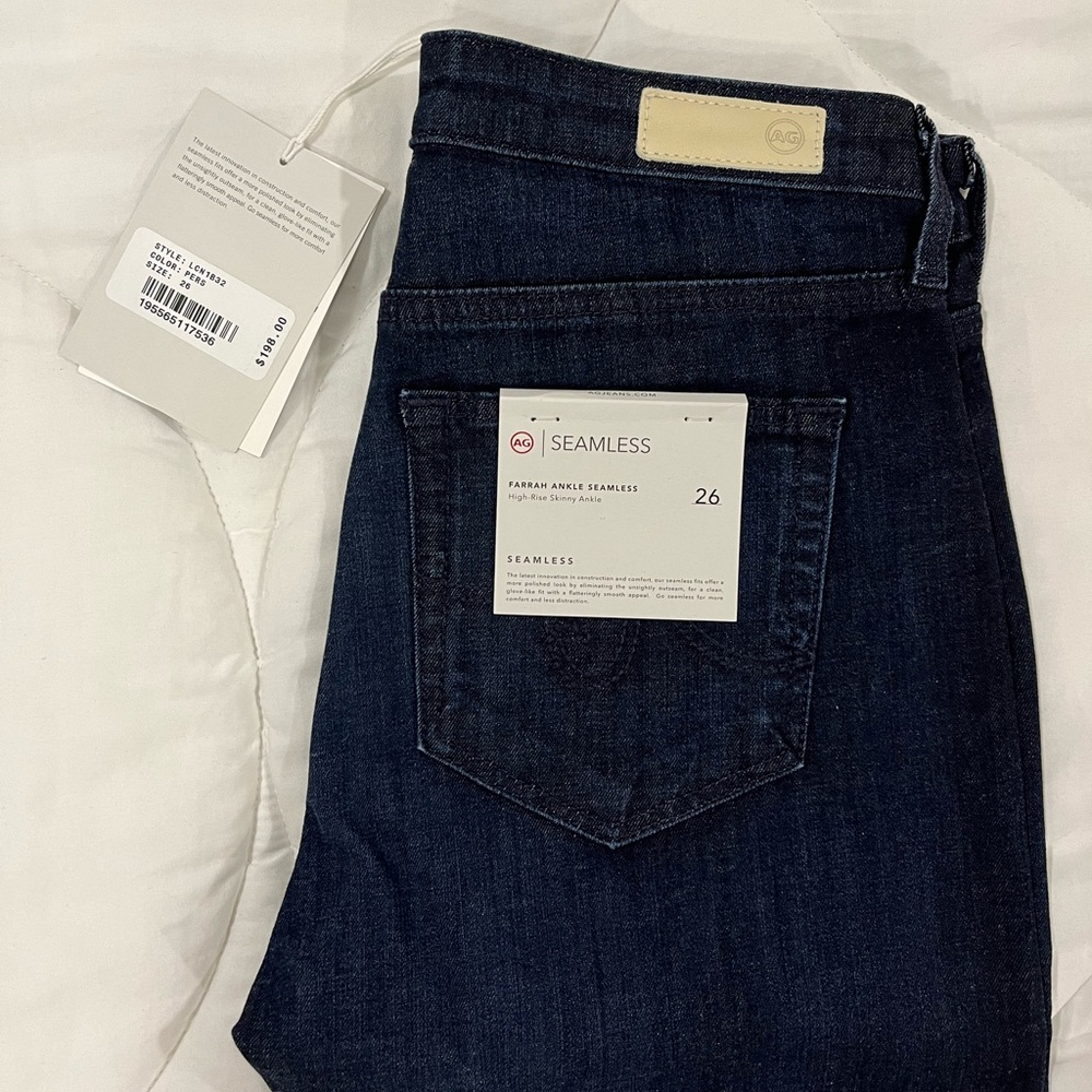 AG Farah Ankle Seamless Jean